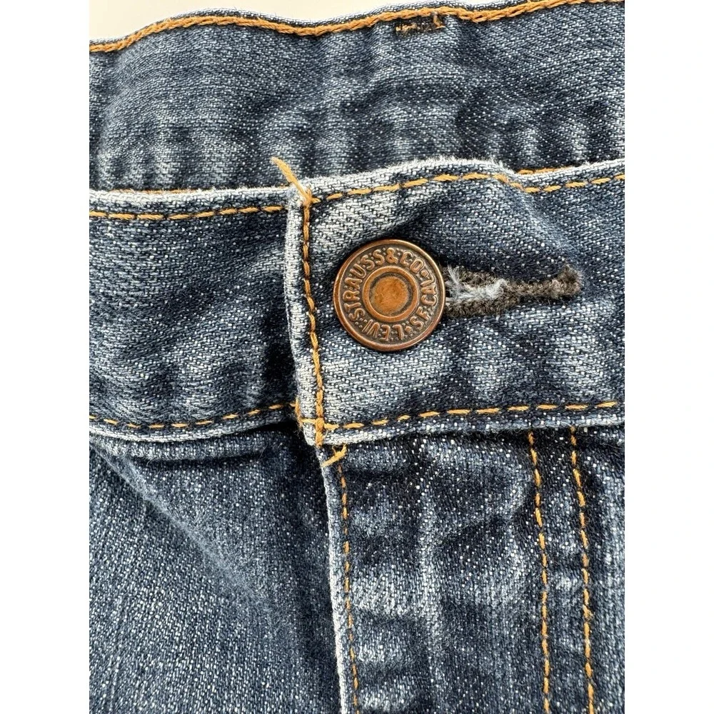 Levi's Size 44x30 Blue Denim Jeans Regular Fit Straight Leg Red Tab